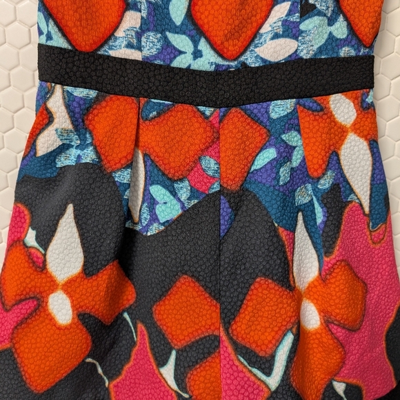 "Like New" PETER PILOTTO x Target 🎯 Floral Pattern Textured Romper - Picture 7 of 10